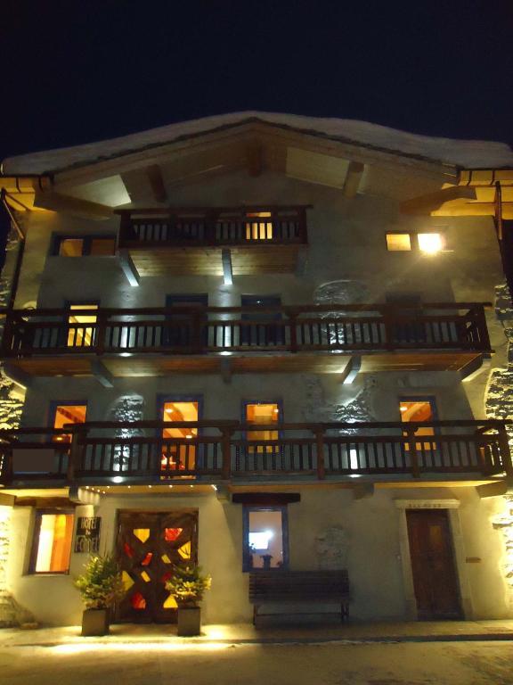Chalet Hotel Du Fornet Валь-д'Изер Экстерьер фото